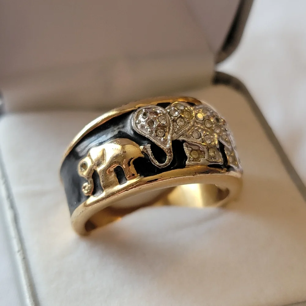 Vintage RINC Elephant Cocktail Ring Mama and Baby | Gold Tone | Black Enamel